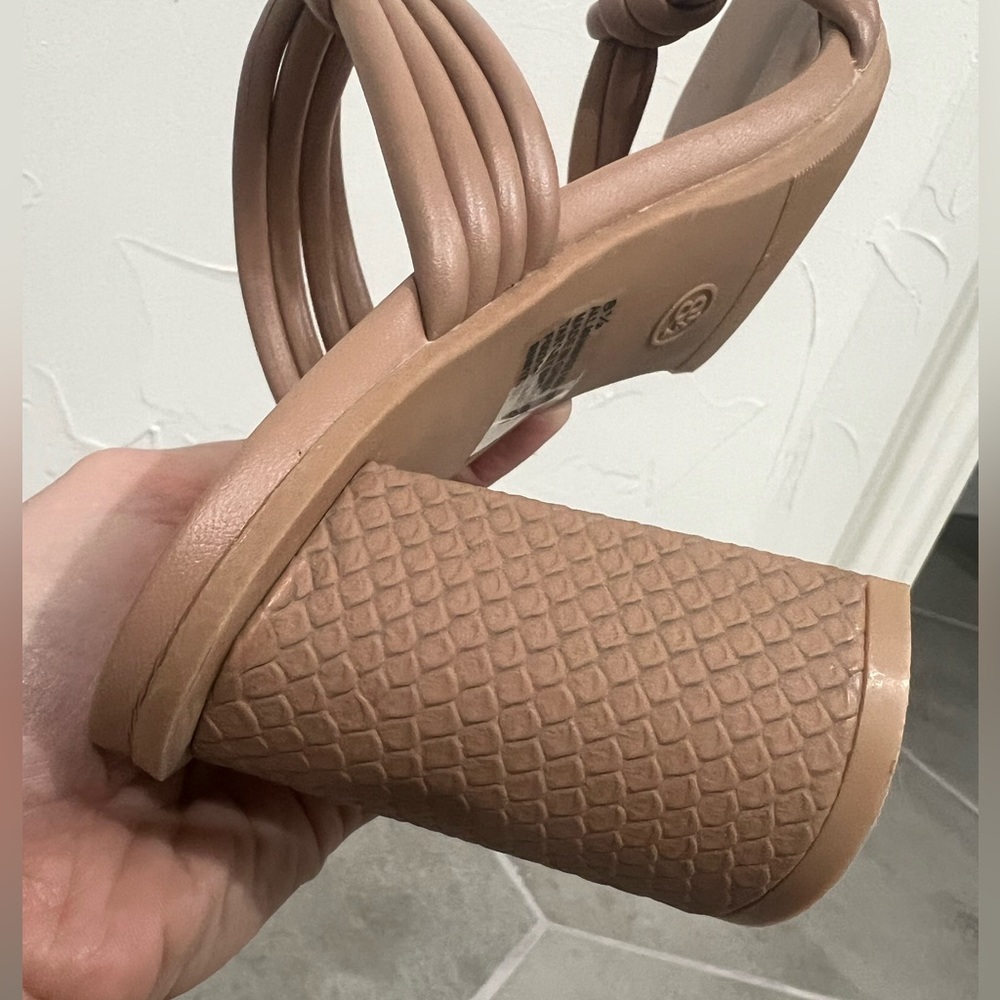 A new day tan knotted block heel, rounded square toe - Picture 3 of 9